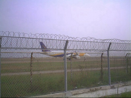 机场护栏网 (1).jpg